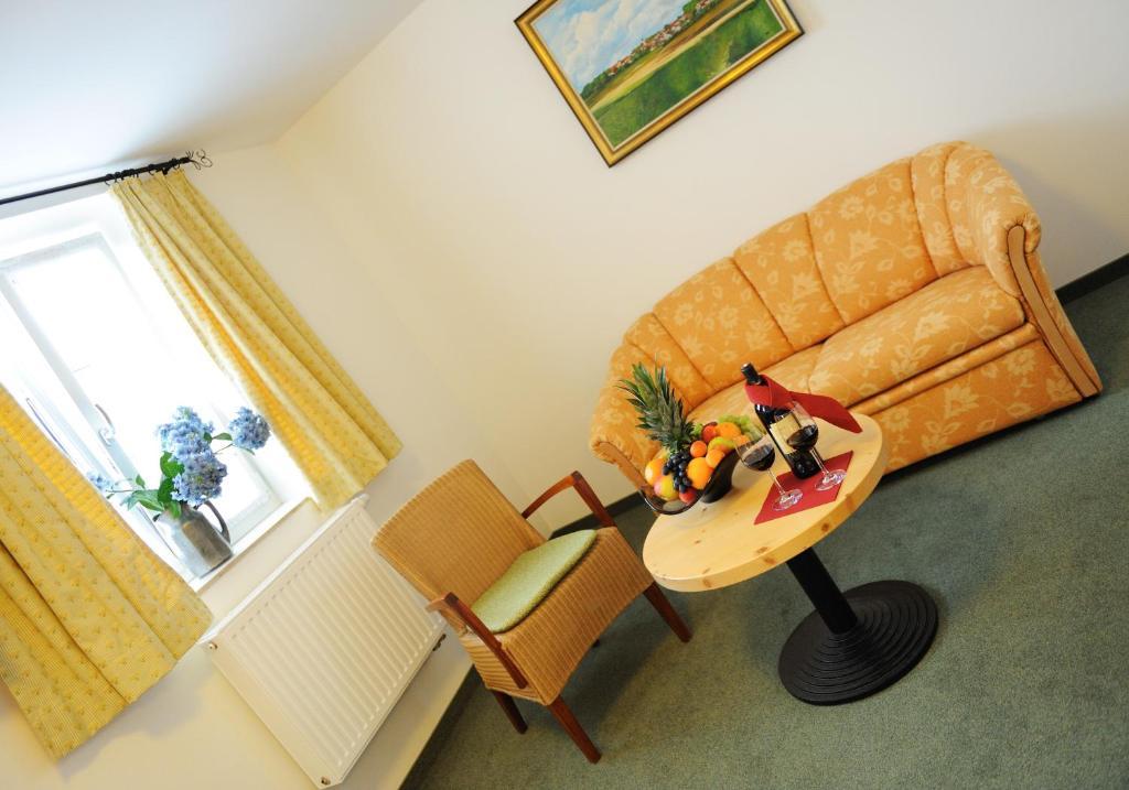 Hotel Eberl Hattenhofen  Ruang foto